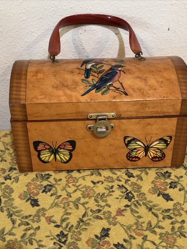 Vintage Wooden Decoupage Box Purse Birds Flower Butterflies Signed D. Bushey - Picture 6 of 10