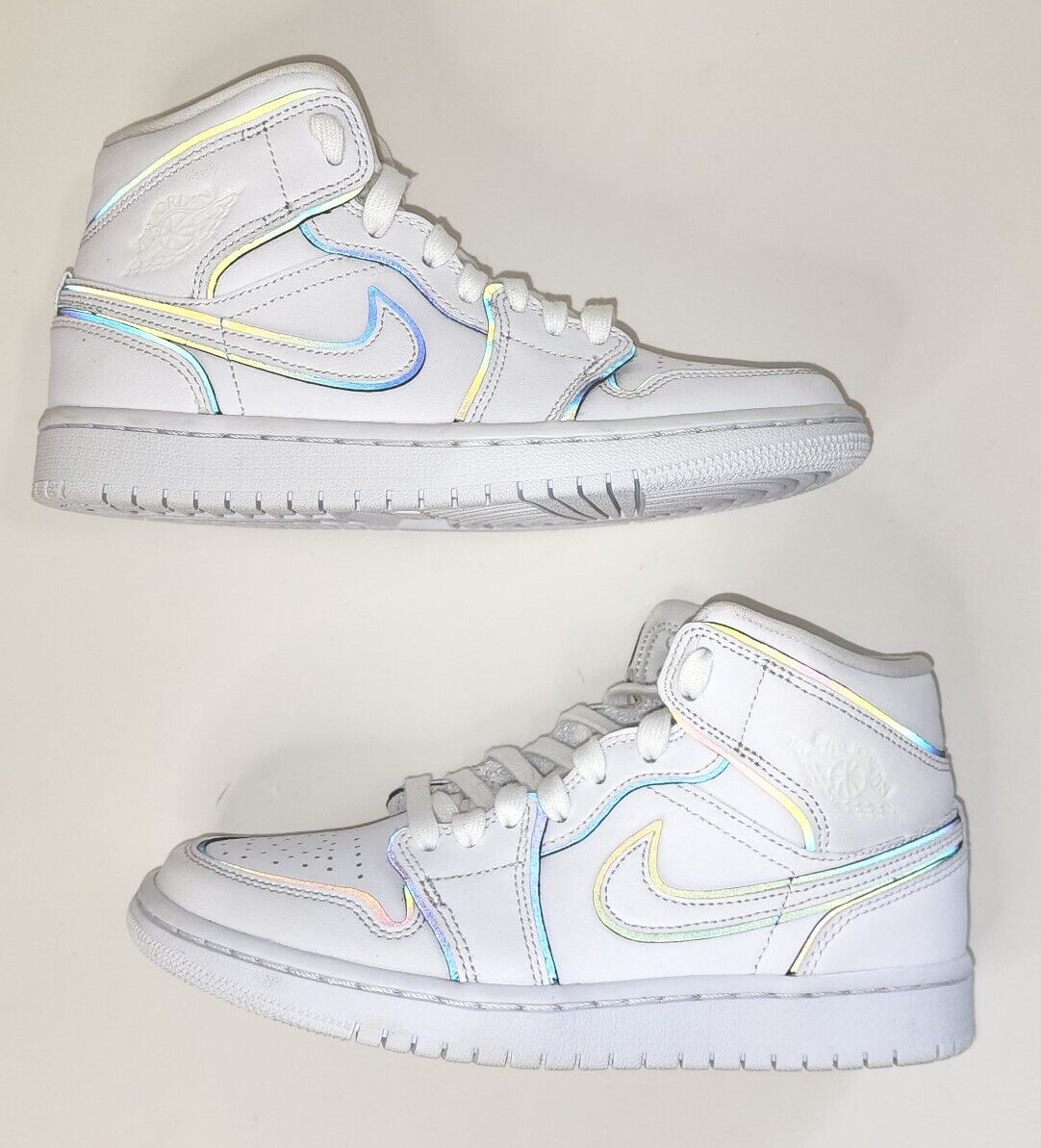 Nike Air Jordan 1 Mid SE Iridescent White Reflective Womenu0026#039;s Size 6.5  CK6587-100 | eBay