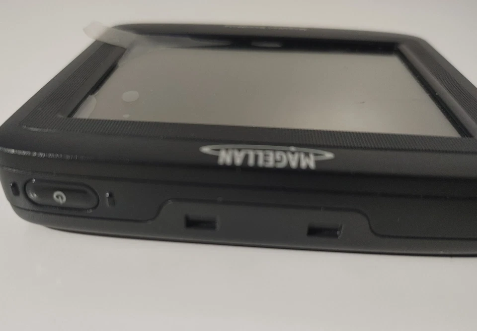 Magellan Roadmate 1212/ Black/Pre-owned (No Accessories) - Image 2 of 2