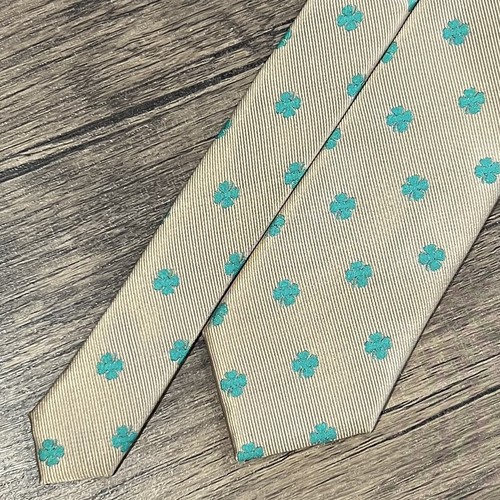 Green Clover Pattern Tie Men Fancy Holiday Birthday Gift Necktie - Picture 6 of 7