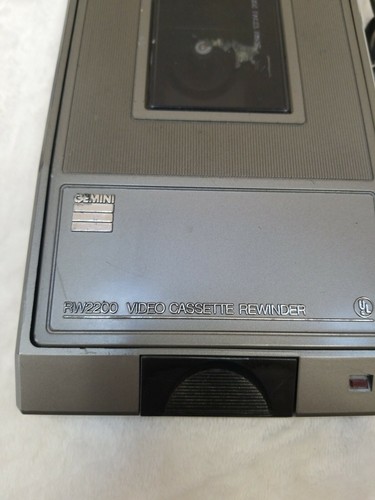 Vintage Gemini RW2200 VHS Video Cassette Rewinder - Tested Working - Picture 2 of 8