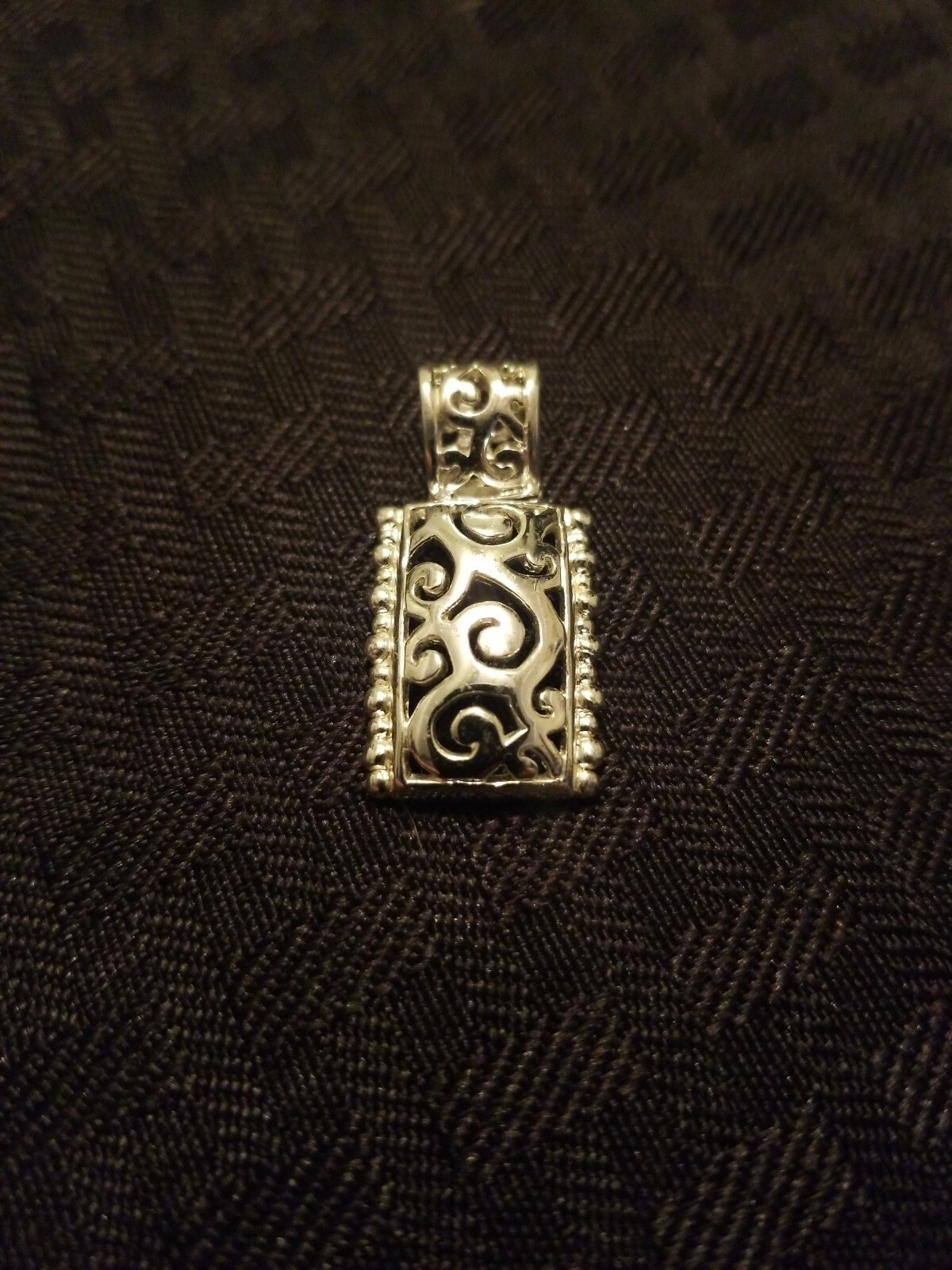 Picture 1 of 5