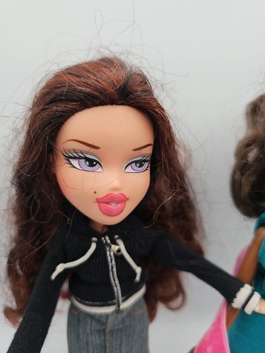 Bratz Birthday Sasha Doll Rare Sweet 16 2007 & Birthday Bash Phoebe 2005 Lot - Picture 8 of 13