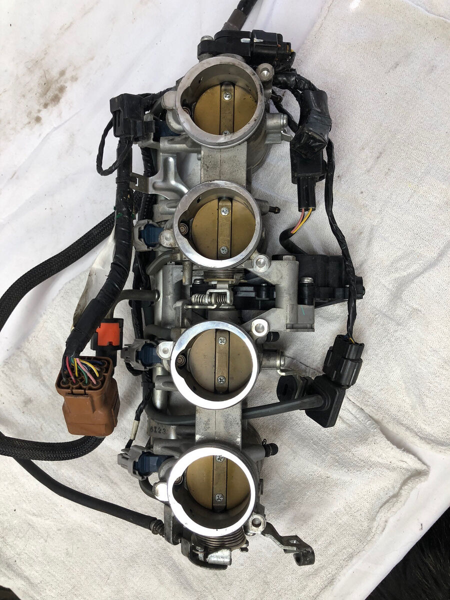 豊富な商品から ZX14R ZX14 Ninja Kawasaki 06-11 Throttle Fuel Body Bodies その他