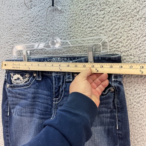 Maurices Low Rise Capri Jeans Size 5/6 Blue Dark Wash Stretch Denim Crop - Picture 4 of 12