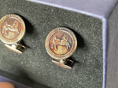 Juego de gemelos y clips de corbata LLOYDS BANKING GROUP Veritas by Royal Appointment Box - Imagen 3 de 17