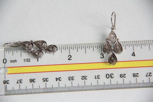 Stunning Sterling Silver Tear Drop Chandelier Diamond Earrings - Foto 4 di 9