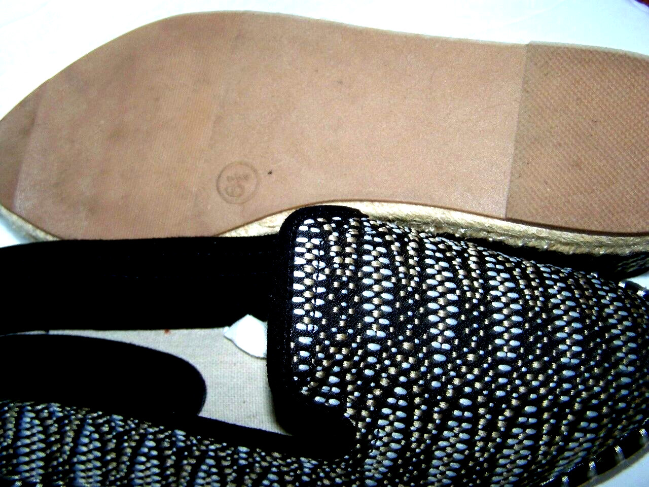 NEW in Box Universal Thread Women's Shoes sz 6.5M Carly Woven Flats Black white