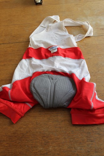 MEDIUM PEARL IZUMI BIB CYCLING SHORTS RED & WHITE SWITZERLAND CROSS - Picture 5 of 6
