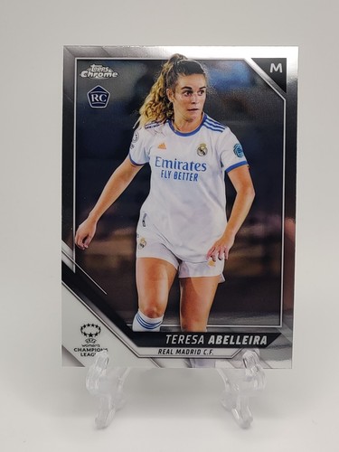 Tarjeta de novato 2021-22 Topps cromada femenina UEFA Teresa Abelleira #26 Real Madrid - Imagen 1 de 2