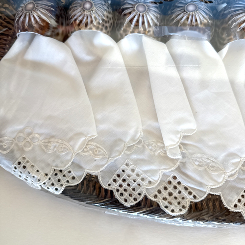 New Tiki Coastal Rattan Cowrie Shell Place Settings-24 Piece Set ~ 6 Settings - Picture 2 of 9