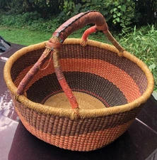 Large Woven African Bolga Ghana Market Basket Leather Handle Vintage 17”