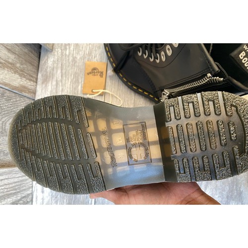 Stivali Dr. Martens 1460 con Zip | Donna 7 | Combat in Pelle Nera - Foto 6 di 10