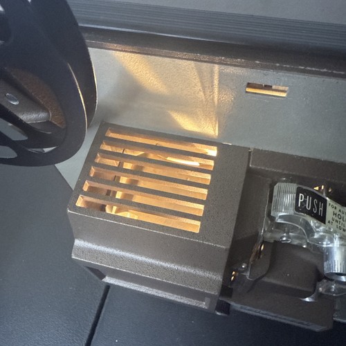 Vintage Bell & Howell 356A Super 8mm Autoload Projector Tested Working* - 第 3/16 張圖片