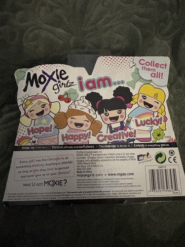 Moxie Girlz I Am Happy Bettelarmband & Mini Puppe - NEU - Bild 2 von 3