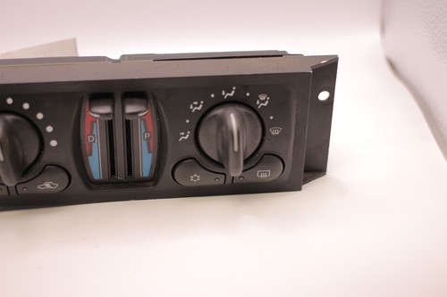 Genuine Chevrolet 10347157 Dual Zone Temperature Control Panel Fits 2004 Impala - Picture 2 of 6