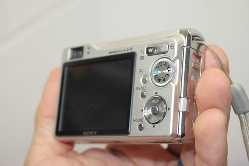 Sony Cyber-shot DSC-W80 Silver Digital Camera 7.2MP Works great! no charger euc - Picture 11 of 18