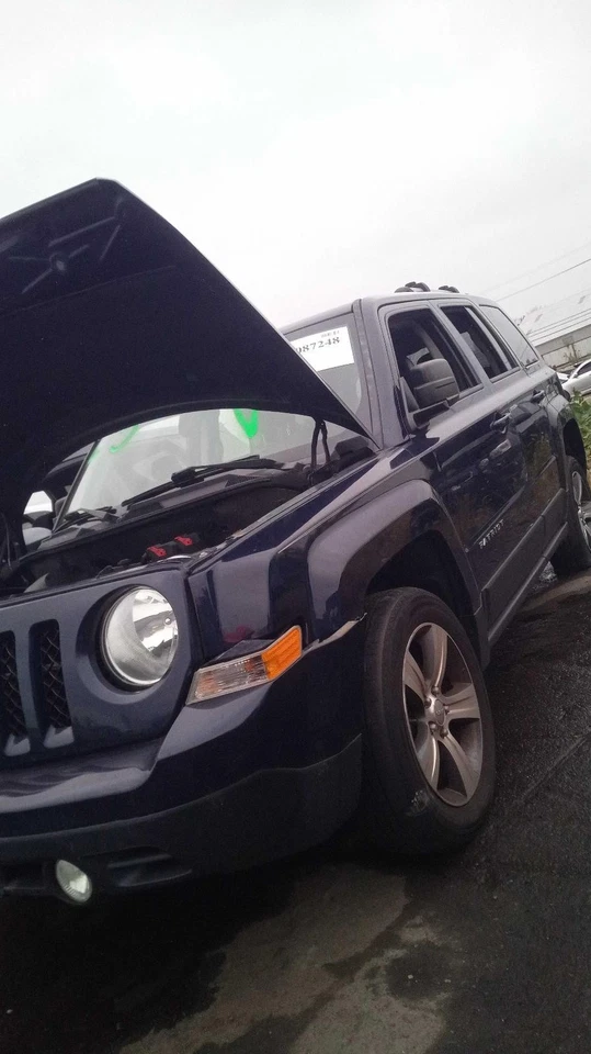 2016 Jeep Patriot Air Cleaner Assembly OEM Blue 2.0L 98K Miles 05145595AA - Image 4 of 4