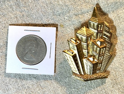 Vintage Park Lane City Landscape Statement Brooch Pin Exaggerated - Picture 7 of 7