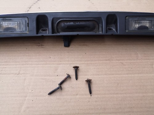 INTERRUPTOR MANIJA TAPA MALETERO TRASERO CROMADO BMW MINI COOPER ONE S R55 R56 R57- - Imagen 10 de 15