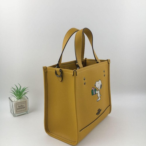Coach Snoopy Schultertasche Peanuts Collaboration süß selten - Bild 4 von 10