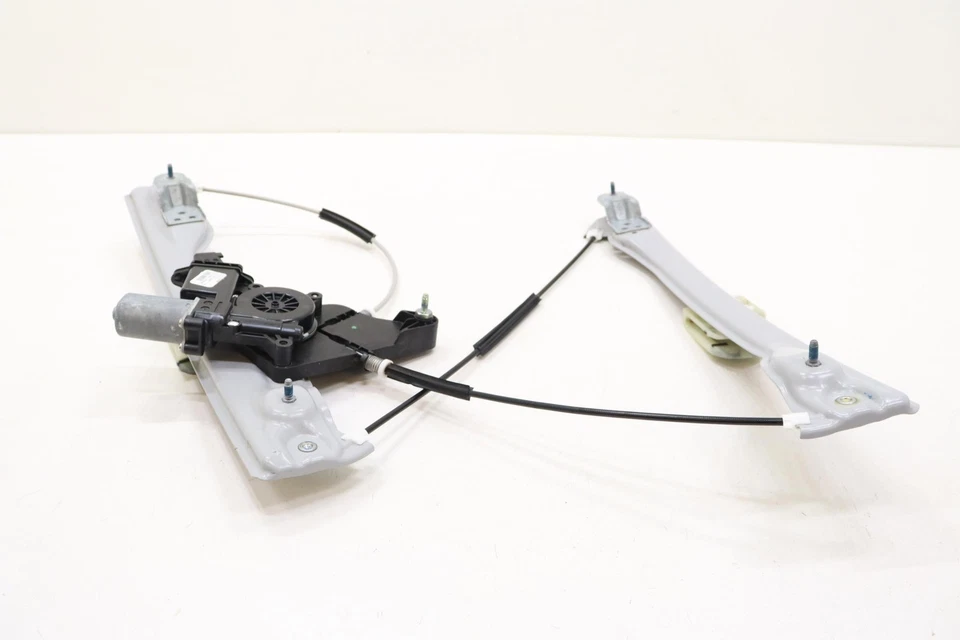 Cadillac CT5 2020 regulador de puerta delantera Foto 4 de 4