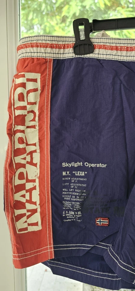 Napapijri Bañador Hombre Talla XL (se ajusta mediano) Preloved Foto 3 de 4