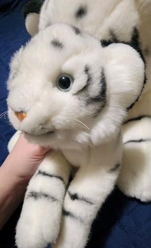 Animal Alley Toys R Us White Tiger 33" Plush With Baby Cub. READ DESCRIPTION - Picture 7 of 9