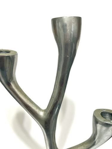 Candelabro cónico de tres ramas de metal MCM aluminio 16" de alto 8" de ancho - Imagen 6 de 21
