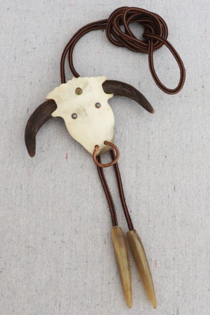 Large Vintage Hand Crafted Southwestern Cowboy Cow Horn Bull Skull Bolo Tie 4” Large Vintage Hand Crafted Southwestern Cowboy Cow Horn Bull Skull Bolo Tie 4”