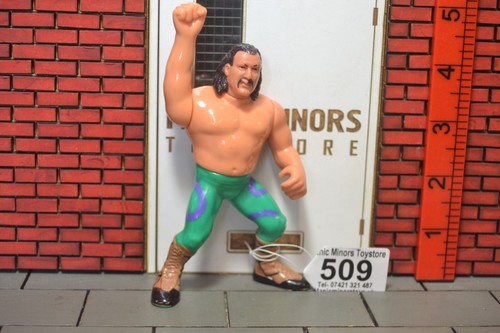 WWE WWF Hasbro Vintage Wrestling Loose Action Figu...