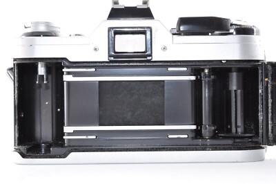 Canon AE-1 Program シグマ21〜35 ｆ3.5〜4.2付き Near MINT] Canon AE-1 Program 35mm sigma zoomⅡ21〜35mmf3.5