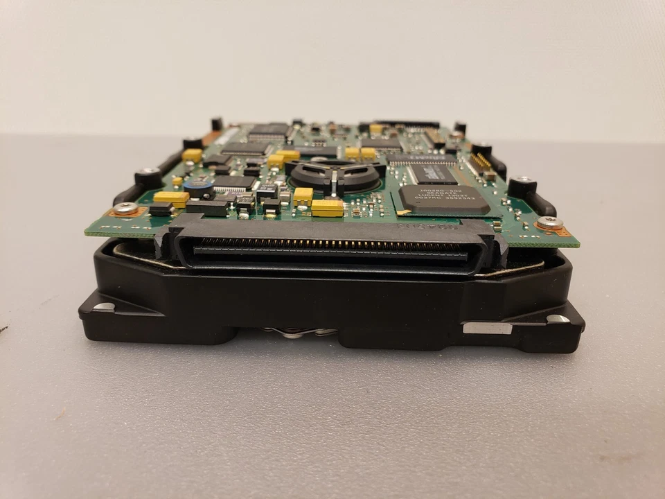 Vintage Compaq 188014-001 9.1GB 15K SCSI 80pin Hard drive HDD Ultra3 BF00963643 - Image 4 of 4