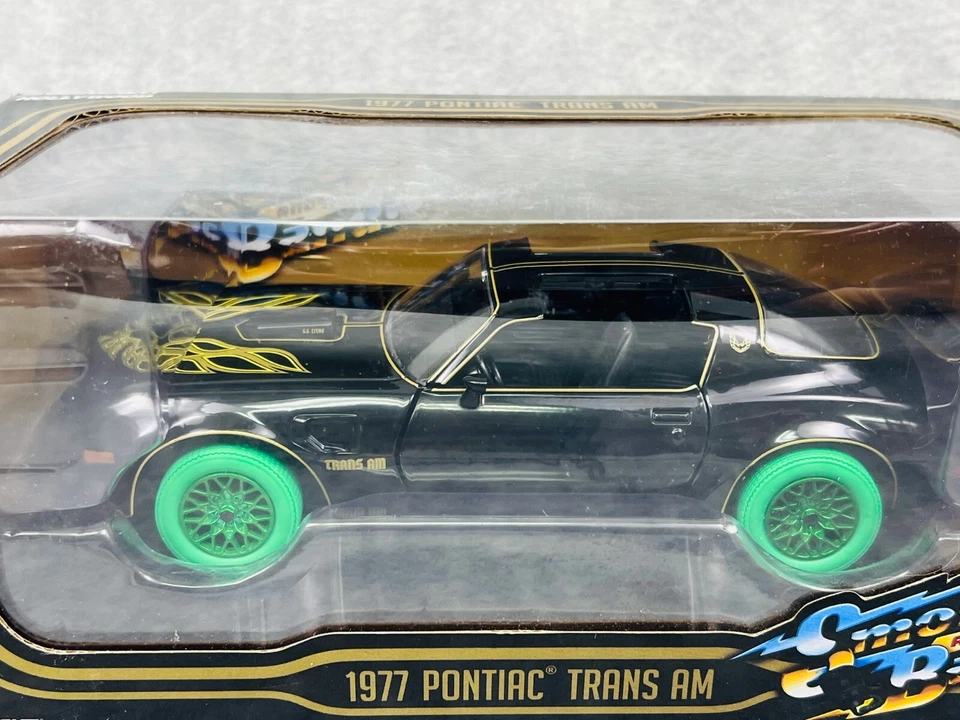 🦅GREENLIGHT 1/64 1977 Pontiac Trans Am Smokey and the Bandit GREENIE CHASE🦅 - Image 2 of 4