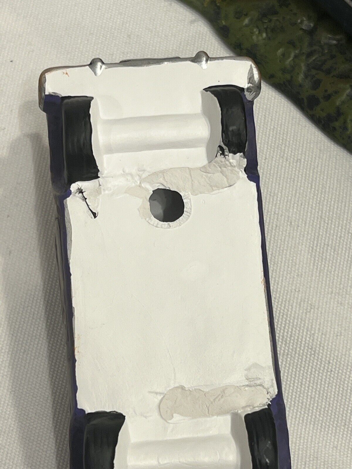 Picture 4 of 12