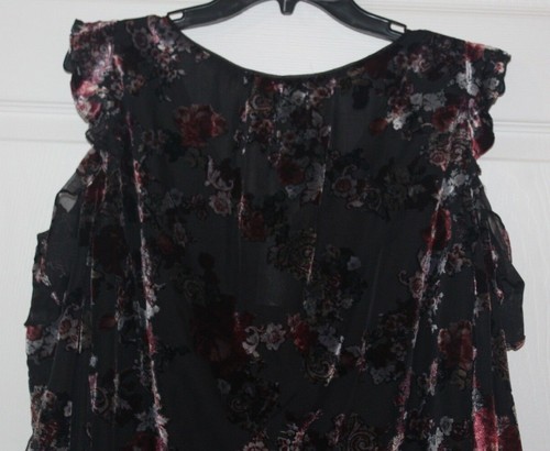 White House Black Market top size 10 nwt FLORAL Velvet Back in Romance V neck - Picture 4 of 7