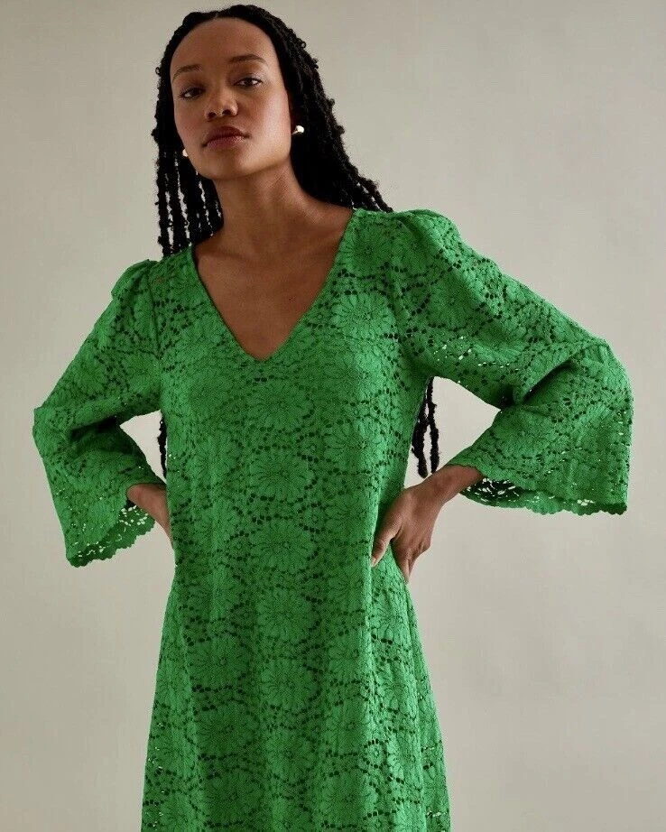 Green lace cheap dress uk