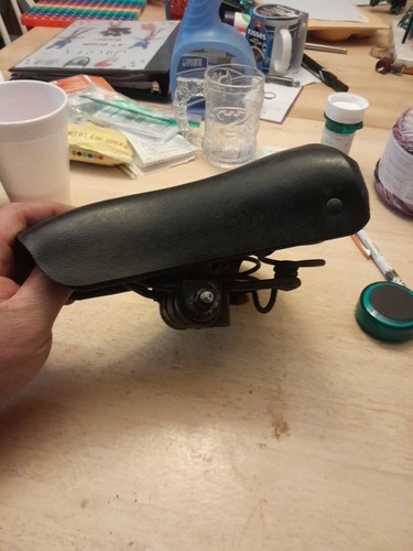 Vintage Bicycle Seat - Picture 3 of 9