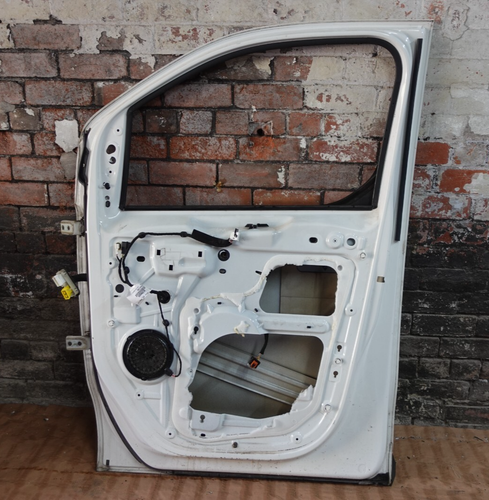 41727 OT SDE 2018 PEUGEOT EXPERT OSF RIGHT FRONT BARE DOOR IN WHITE COLOUR. EWPA - Picture 8 of 9
