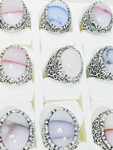 Venta al por mayor 20 piezas Retro Mixto Incrustaciones Piedra Ovalada Aleación Zinc Anillo Hombre - Imagen 6 de 6