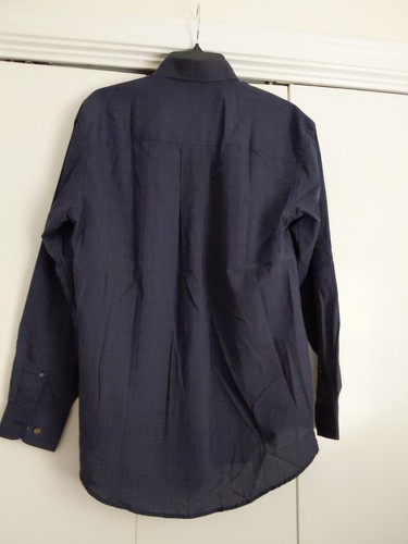 VAN HEUSEN Wrinkle Free Men's Shirt Size S 14-14.5 Blue Stripe w/Pocket - Picture 2 of 7