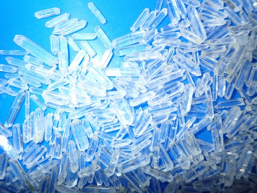 Clear Quartz Point Single terminated 0.1 to 4.1 carat very TINY pcs 0.5 Kg Lot