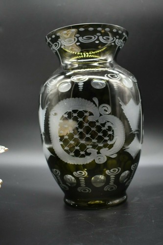 Egermann Crystal Cased Emerald Cut To Clear 10 1/2" Vase - Picture 2 of 9