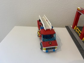 LEGO CITY Fire Department Lot--Includes Fire Station (60004) +More Sets