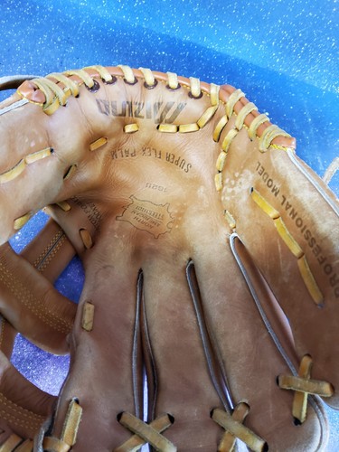 MIZUNO Professional Model Max Flex Baseball Glove Steerhide RHT Super Flex Palm - Picture 4 of 6