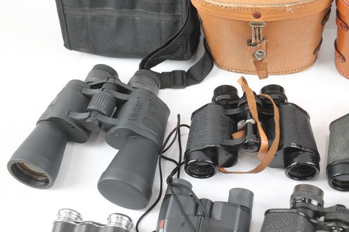 Assorted Vintage Binoculars of Various Brands and Magnifications Job Lot - Picture 2 of 6