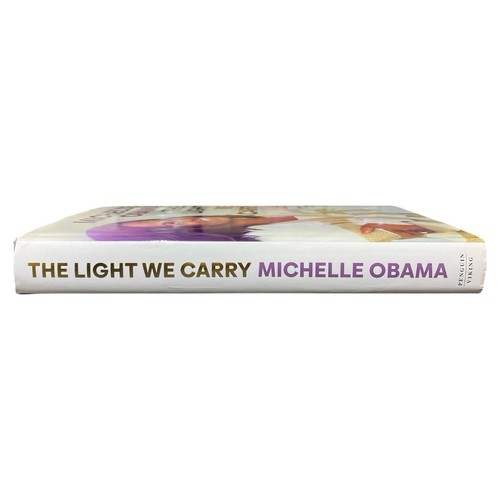The Light We Carry Michelle Obama Hardcover Memoir Motivational Inspiration - Picture 3 of 8