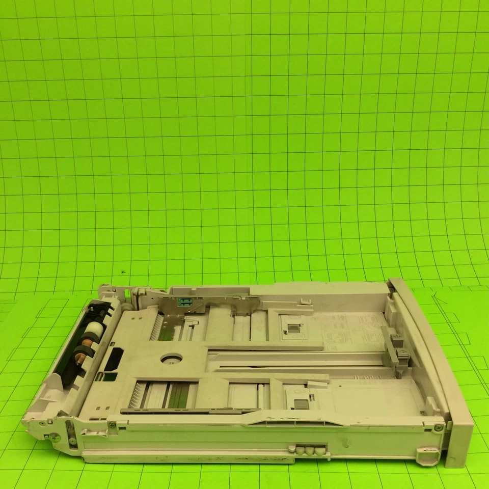 Bandeja de papel beige para impresora láser Oki B6250 Foto 3 de 4