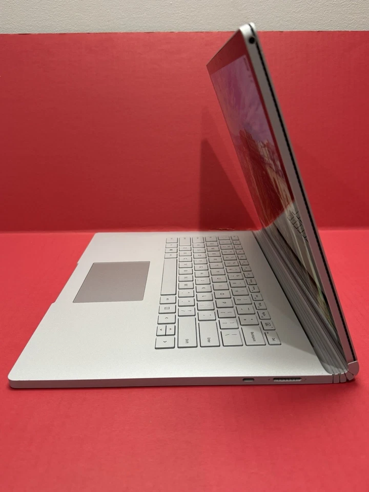 Microsoft Surface Book 3 1899 15” i7 1065G7 1.3GHz 10th 16GB RAM 256GB SSD Touch - Image 4 of 4
