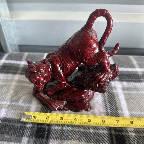 Tigre del zodiaco asiático de resina roja pesado 3+ libras - Imagen 5 de 5